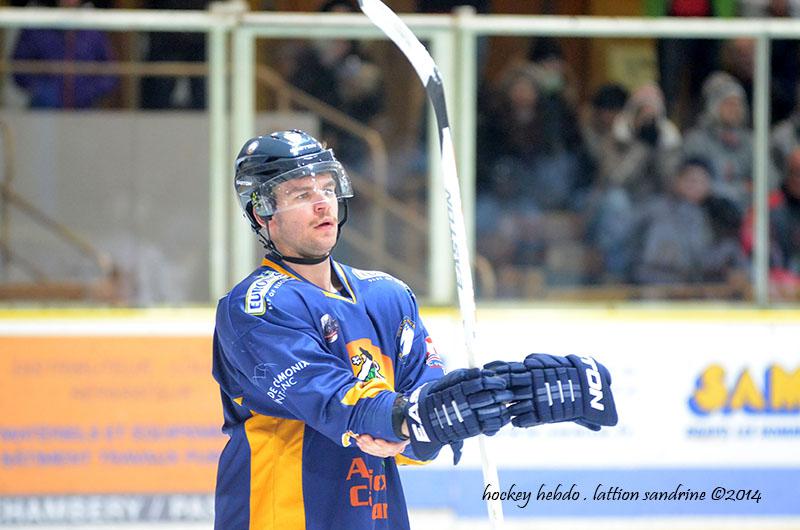 Chamonix  7 - 2 Grenoble 