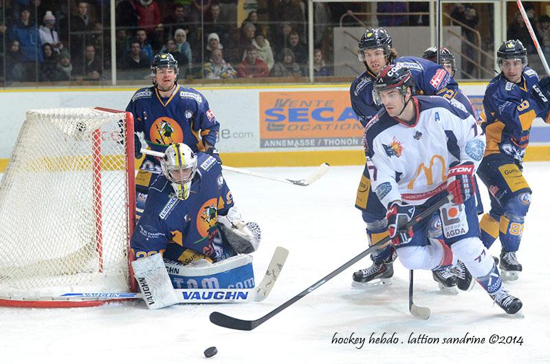 Chamonix  7 - 2 Grenoble 