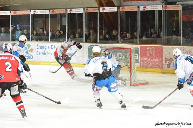 Briançon  4 - 0 Gap 