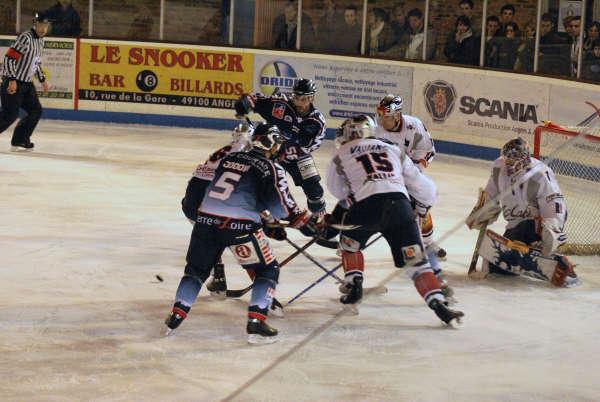 Angers  1 - 7 Grenoble 