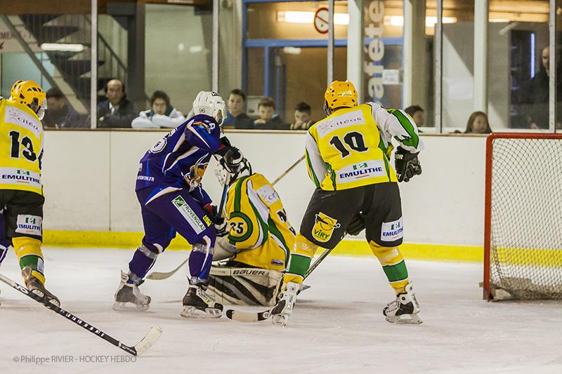 Viry-Châtillon 1 - 4 Avignon