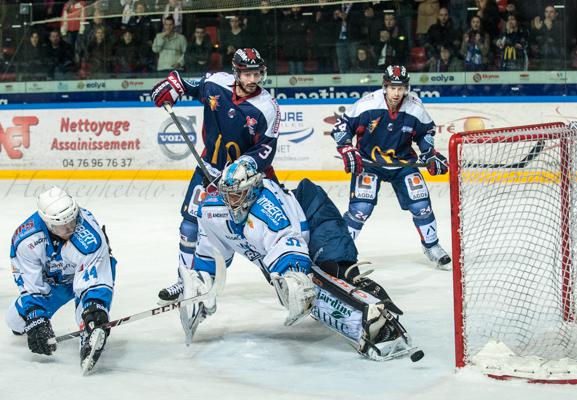 Grenoble  2 - 3 Gap 