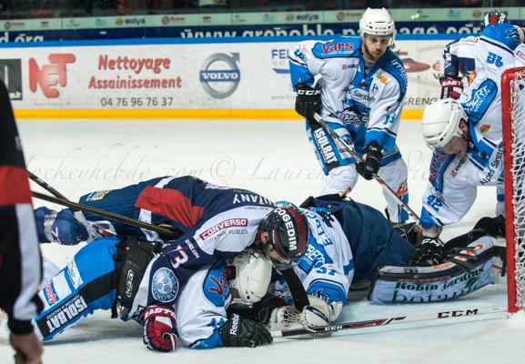 Grenoble  2 - 3 Gap 