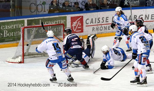 Grenoble  2 - 3 Gap 