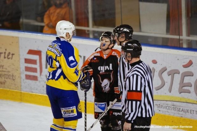 Photo hockey match Tours  - Chamonix  le 13/12/2008