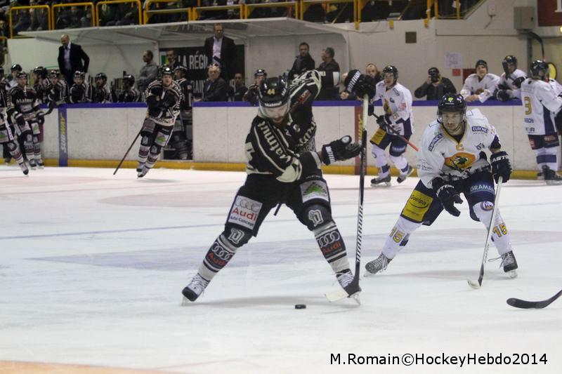 Rouen 7 - 3 Chamonix 