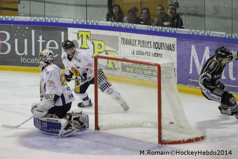 Rouen 7 - 3 Chamonix 