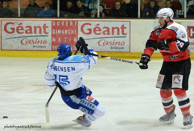 Briançon  4 - 2 Villard-de-Lans