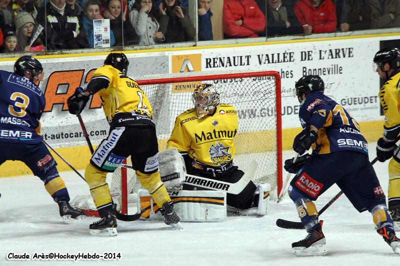 Chamonix  1 - 5 Rouen