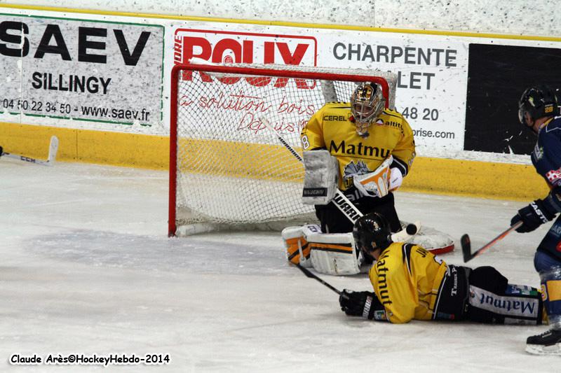 Chamonix  1 - 5 Rouen