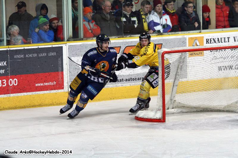 Chamonix  1 - 5 Rouen