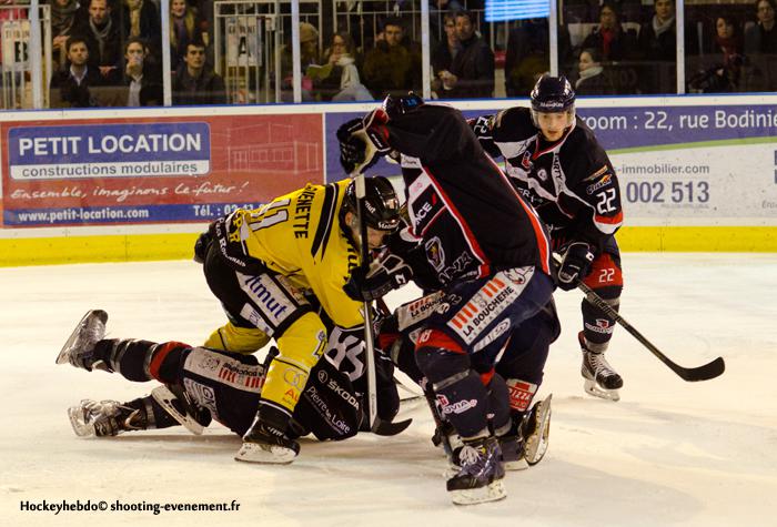 Angers  3 - 2 Rouen