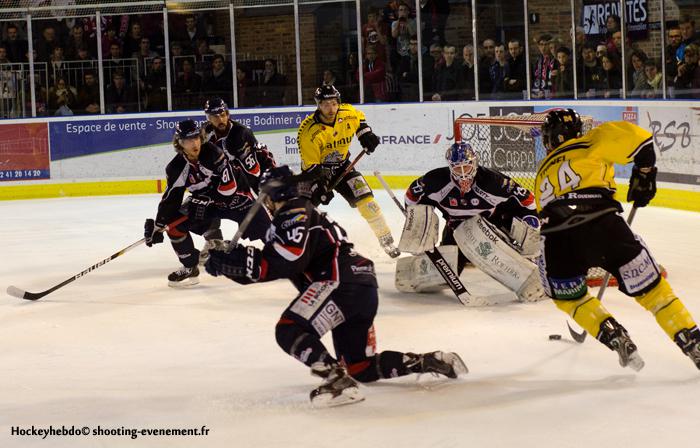 Angers  3 - 2 Rouen