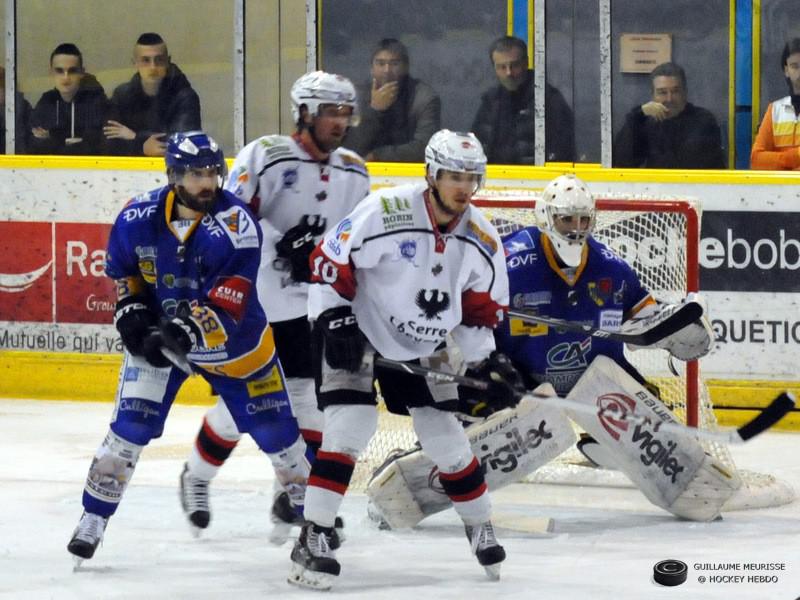 Dijon  2 - 5 Briançon 