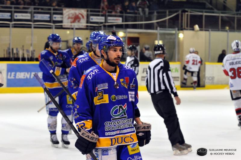 Dijon  2 - 5 Briançon 