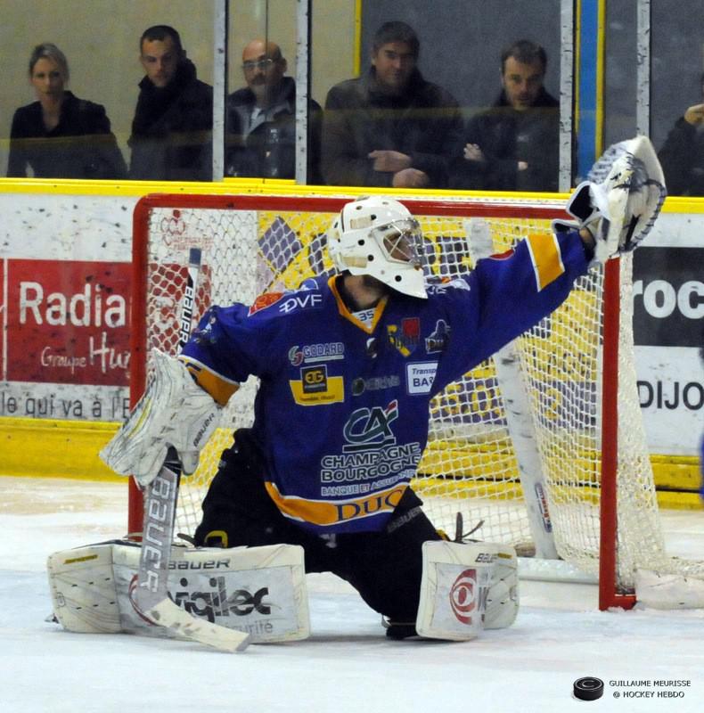 Dijon  2 - 5 Briançon 