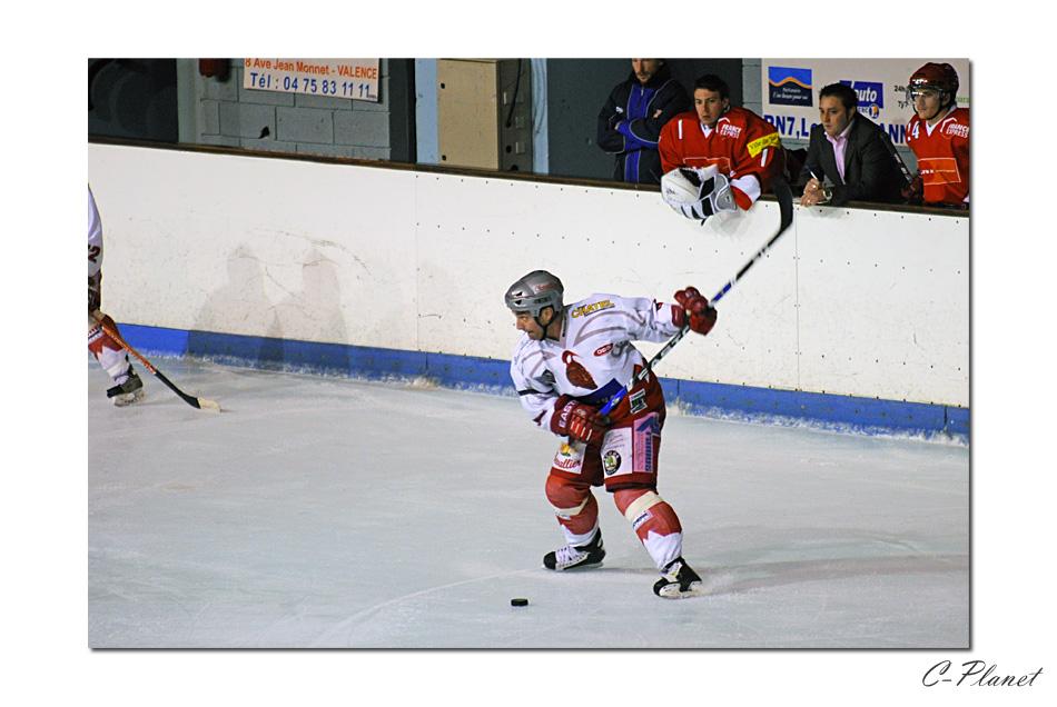 Valence 4 - 2 Annecy