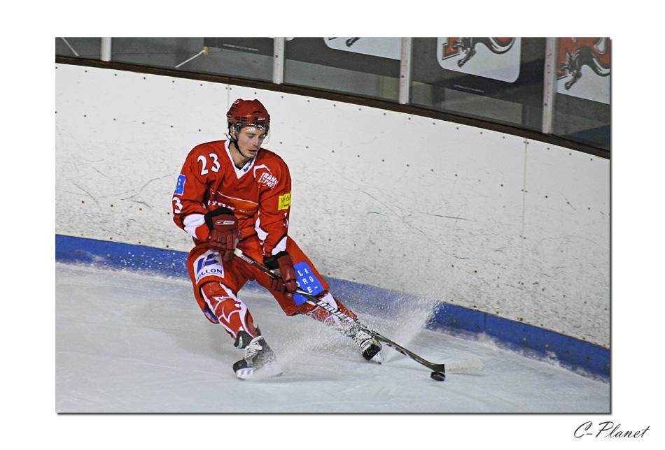 Valence 4 - 2 Annecy