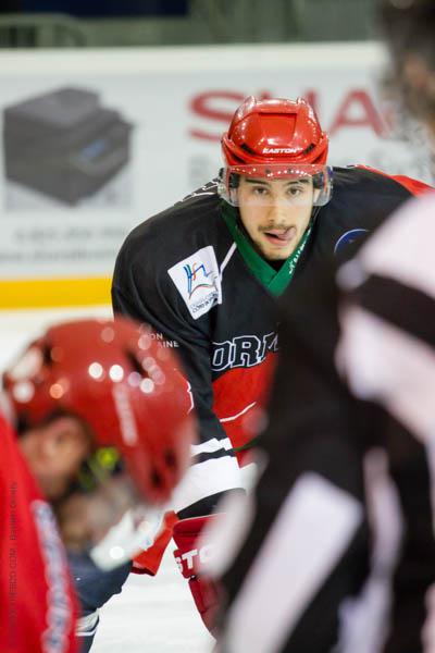 Anglet 3 - 4 Neuilly/Marne