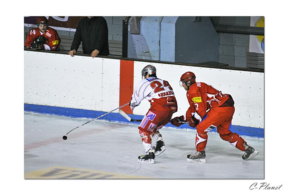 Valence 4 - 2 Annecy