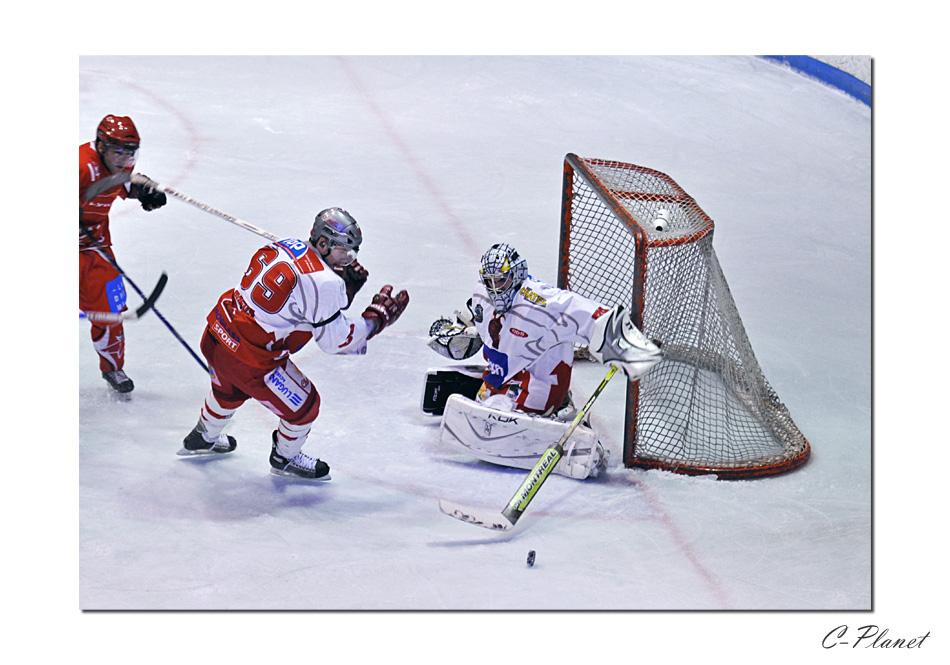 Valence 4 - 2 Annecy