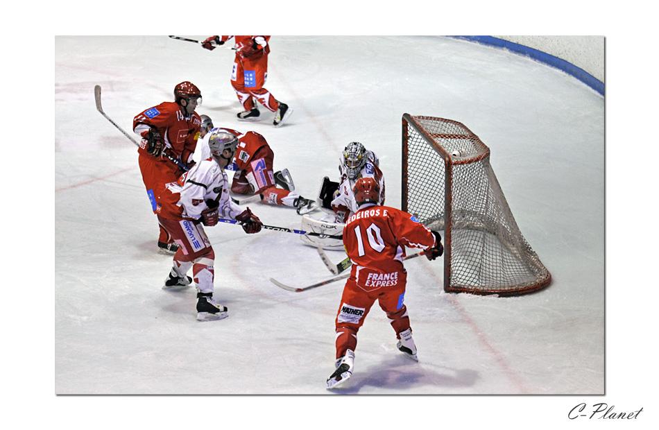 Valence 4 - 2 Annecy