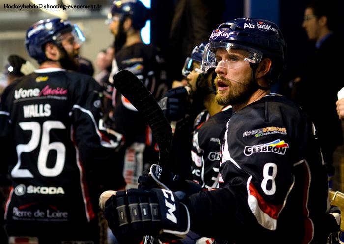 Angers  4 - 1 Rouen
