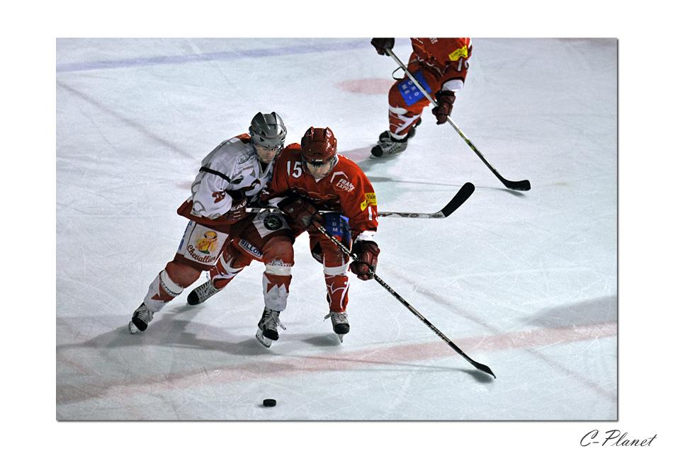 Valence 4 - 2 Annecy