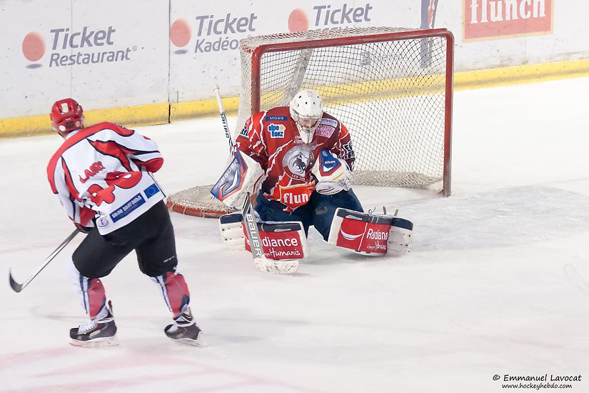 Lyon 8 - 2 Neuilly/Marne