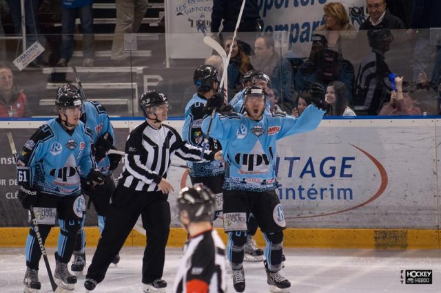 Photo hockey match Tours  - Courchevel-Méribel-Pralognan le 22/03/2014