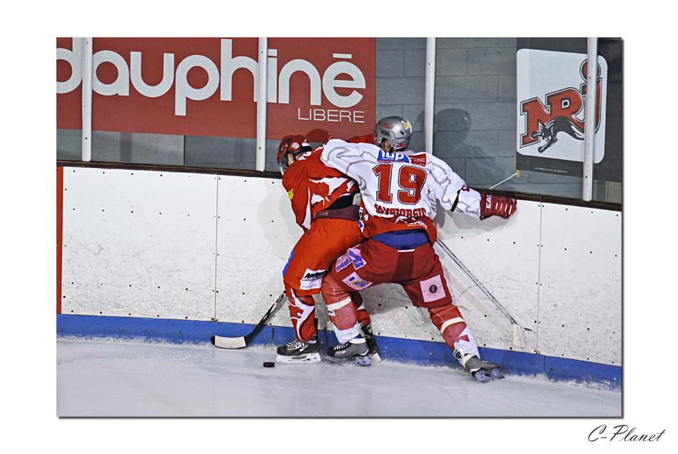 Valence 4 - 2 Annecy