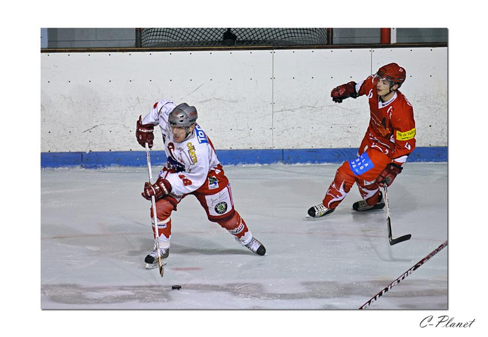 Valence 4 - 2 Annecy