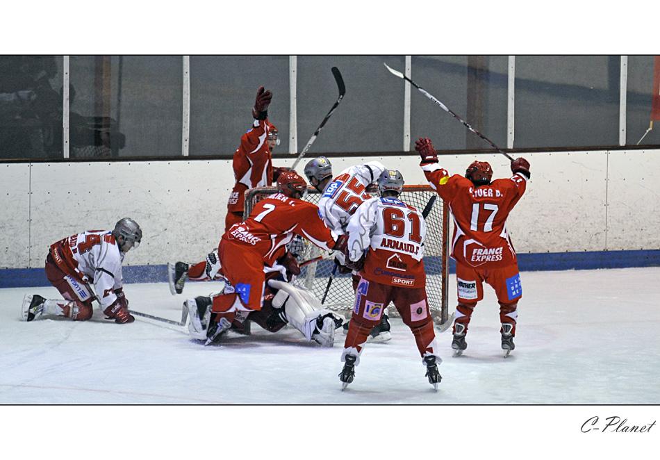 Valence 4 - 2 Annecy