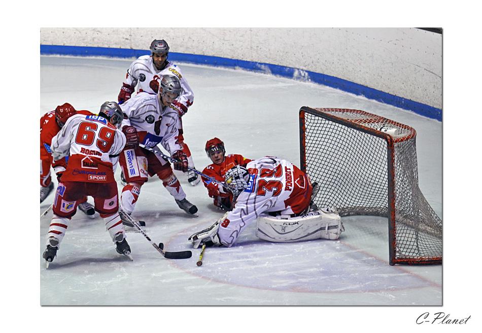 Valence 4 - 2 Annecy