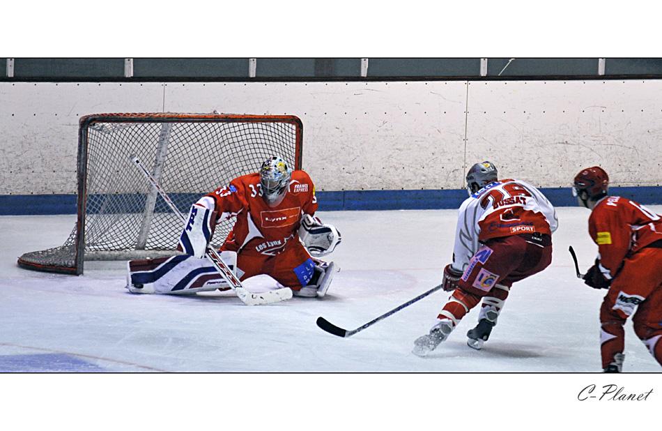 Valence 4 - 2 Annecy