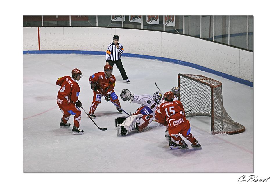 Valence 4 - 2 Annecy