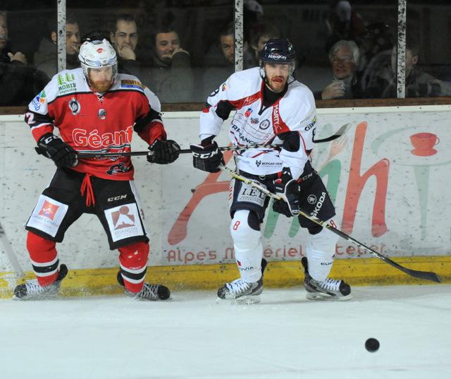 Briançon  7 - 2 Angers 