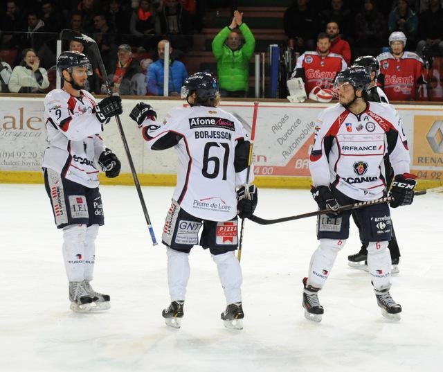 Photo hockey match Briançon  - Angers  le 25/03/2014