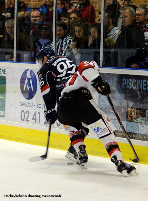 Angers  2 - 6 Briançon 