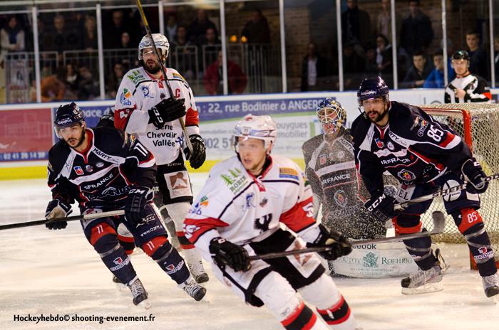 Angers  2 - 6 Briançon 