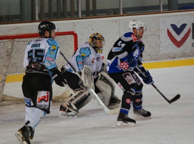 Photo hockey match Courchevel-Méribel-Pralognan - Tours  le 29/03/2014
