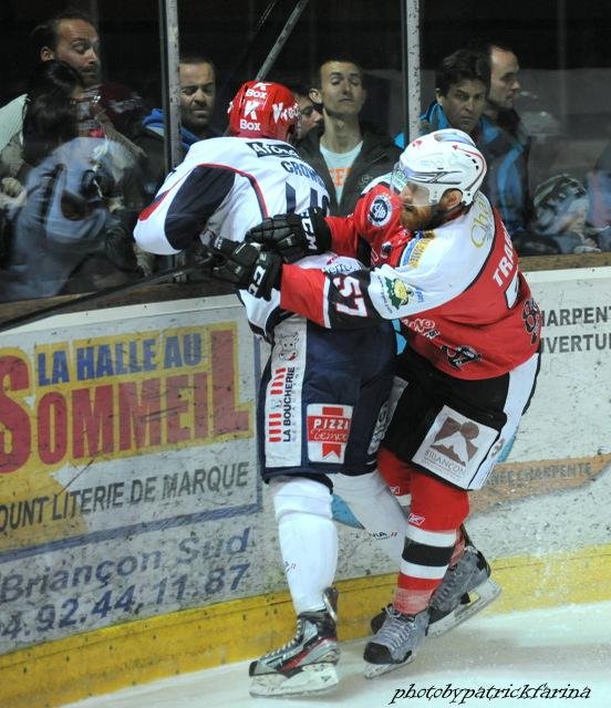 Photo hockey match Briançon  - Angers  le 01/04/2014