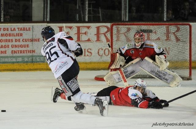 Photo hockey match Briançon  - Angers  le 01/04/2014