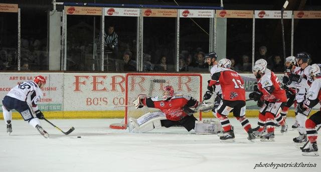 Photo hockey match Briançon  - Angers  le 01/04/2014