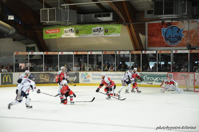 Briançon  5 - 1 Angers 