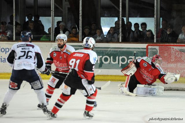 Briançon  5 - 1 Angers 