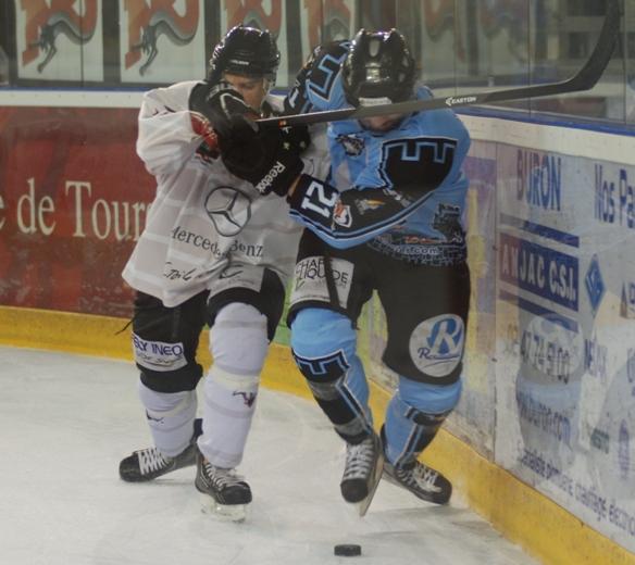 Tours  1 - 4 Toulouse-Blagnac