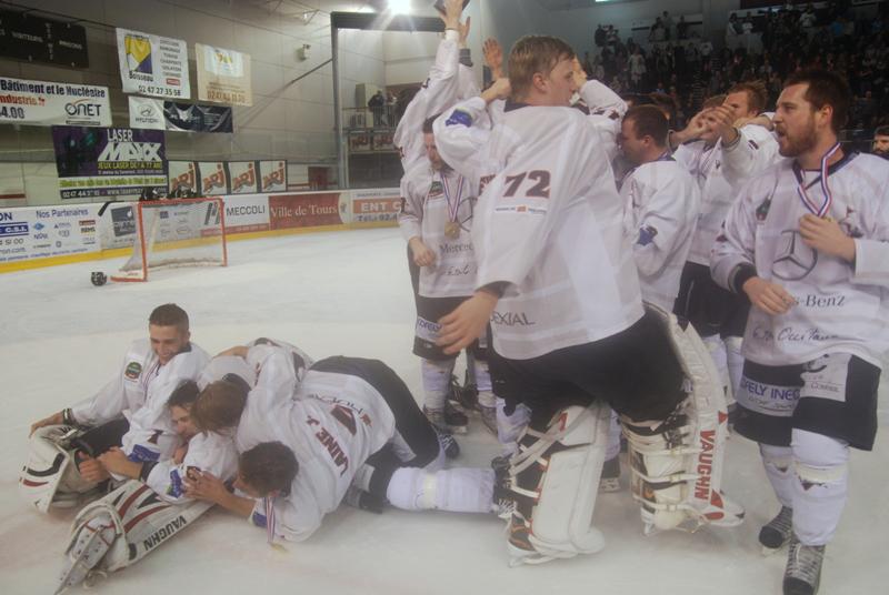 Tours  1 - 4 Toulouse-Blagnac