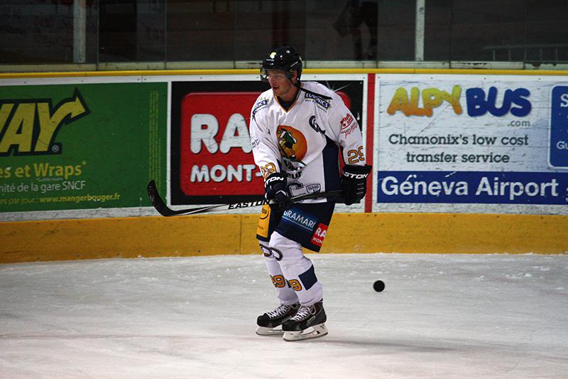 France U20 1 - 6 Chamonix 