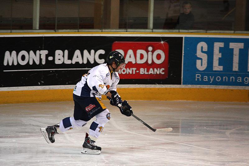 France U20 1 - 6 Chamonix 